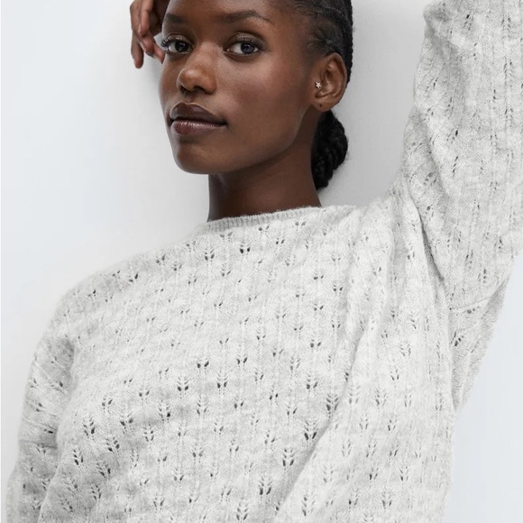 NWT Light HeatherGrey Knit Sweater Women’s Sz Small with Lurex detailing - Picture 6 of 7